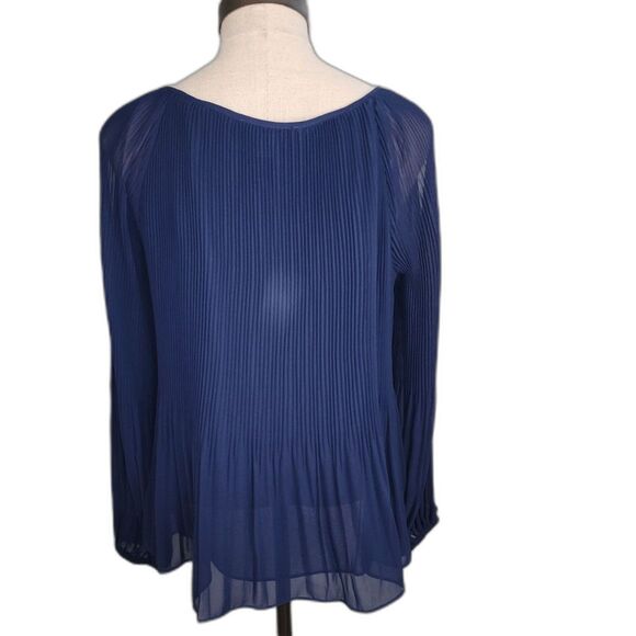 INC International Concepts Blue Floral Pleated Cold Shoulder Blouse Size S - Picture 3 of 5